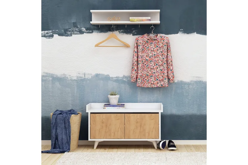 Eteissäilytin Naidaj, undefined