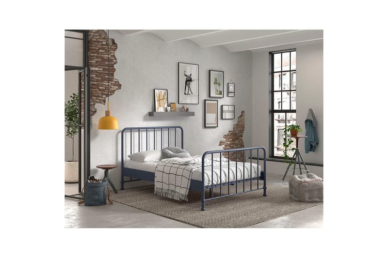Sänky Bronxx Sininen, 140 x 200 cm - Sininen, 140 x 200 cm - Huonekalut - Lasten kalusteet - Lastensängyt & juniorisängyt - Tavallinen lastensänky