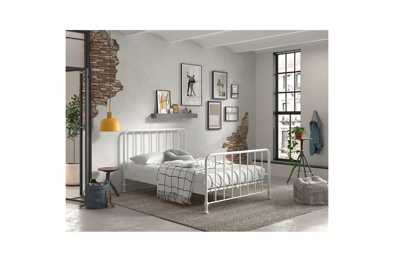 Sänky Bronxx Valkoinen, 140 x 200 cm - Valkoinen, 140 x 200 cm - Huonekalut - Lasten kalusteet - Lastensängyt & juniorisängyt - Tavallinen lastensänky