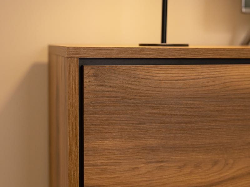 Lorvenn TV-taso 190 cm - Ruskea/Musta - Huonekalut - TV- & Mediakalusteet - Tv taso & Mediataso