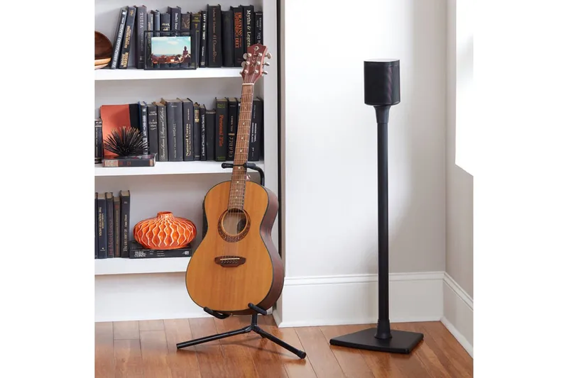 Lattiaständi Sanus Sonos One SL Play:1 ja Play:3 varten - Musta - Huonekalut - TV- & Mediakalusteet - Mediajalusta & seinäteline - Kaiutinjalusta