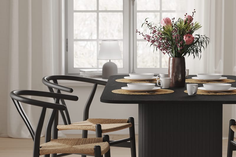 Ruokapöytä Kopparbo 180-240 cm Jatkettava - Musta Puu - Huonekalut - Pöytä & ruokailuryhmä - Ruokapöydät & keittiön pöydät