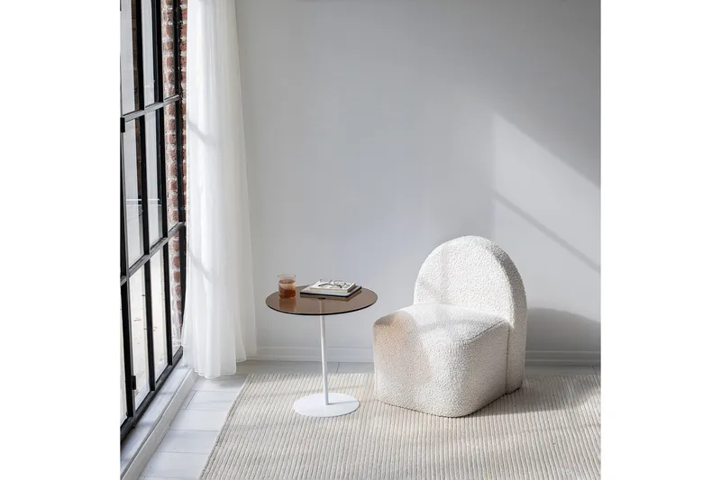 Chill-Out sivupöytä 50x50 cm valkoinen/pronssi - Hanah Home - Huonekalut - Pöytä & ruokailuryhmä - Apupöytä & sivupöytä - Tarjotinpöytä & pikkupöytä