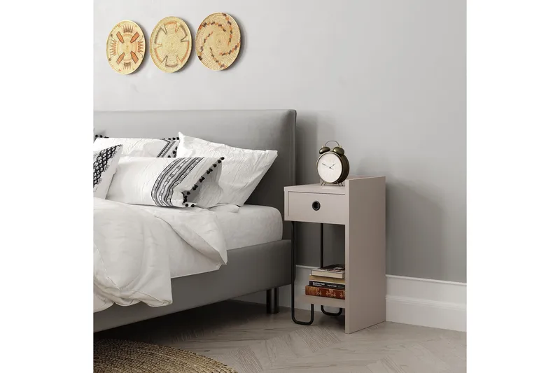 Sirius yöpöytä 32x30 cm vaaleanruskea - Hanah Home - Huonekalut - Pöytä & ruokailuryhmä - Apupöytä & sivupöytä - Yöpöytä