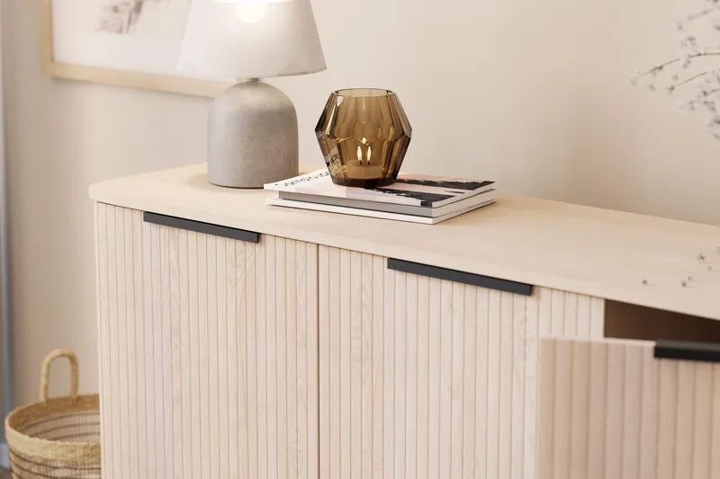 Kopparbo Senkki valkovahattu tammi - Vaalea valkolakattu tammi - Säilytys - Säilytyskalusteet - Senkki