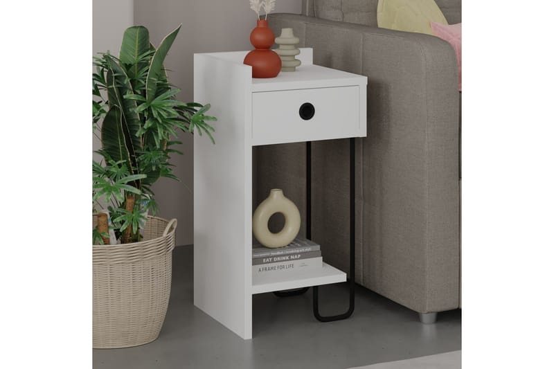 Sirius yöpöytä 32x30 cm valkoinen - Hanah Home - Huonekalut - Pöytä & ruokailuryhmä - Apupöytä & sivupöytä - Yöpöytä