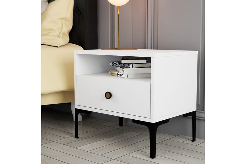 Ameias yöpöytä 56x40 cm valkoinen - Hanah Home - Huonekalut - Pöytä & ruokailuryhmä - Apupöytä & sivupöytä - Yöpöytä