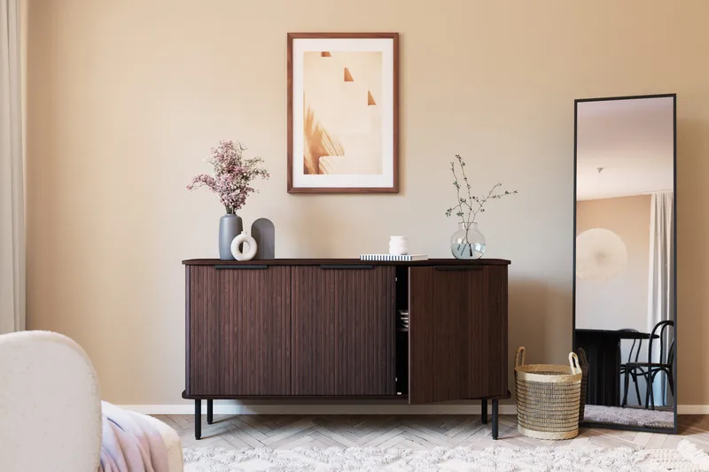 Kopparbo Senkki pähkinä - Tummanruskea pähkinäpuu - Säilytys - Säilytyskalusteet - Senkki