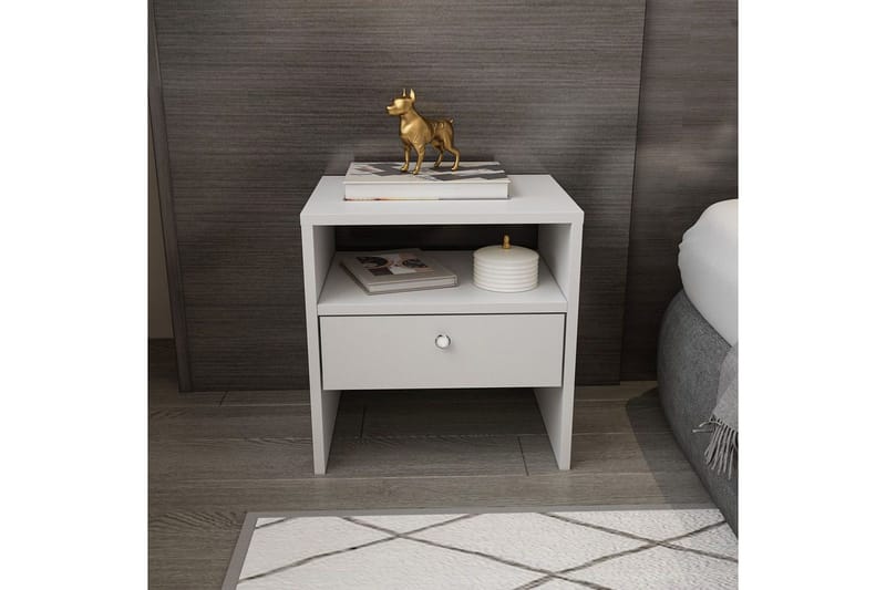 Berriaren Yöpöytä 45 cm - Valkoinen - Huonekalut - Pöytä & ruokailuryhmä - Apupöytä & sivupöytä - Yöpöytä