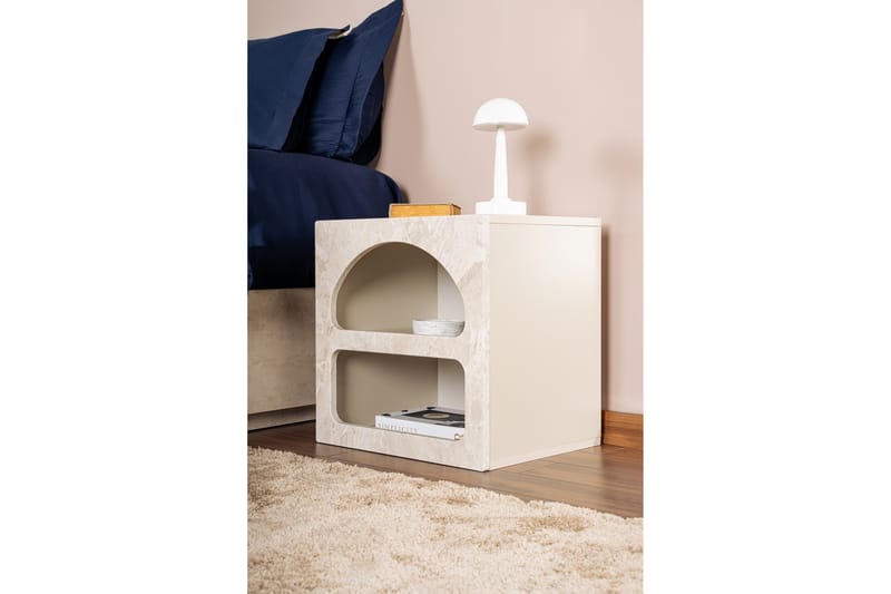 Dalim Yöpöytä 50 cm - Travertiini/Hiekkakivi - Huonekalut - Pöytä & ruokailuryhmä - Apupöytä & sivupöytä - Yöpöytä