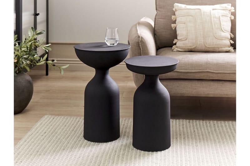 Dearra Sivupöytä 36 cm - Musta - Huonekalut - Pöytä & ruokailuryhmä - Apupöytä & sivupöytä - Tarjotinpöytä & pikkupöytä