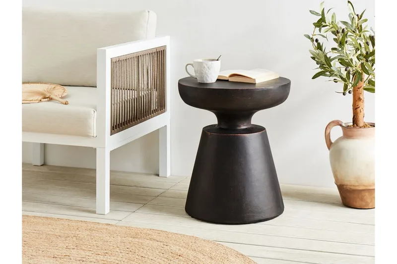 Diondra Sivupöytä 45 cm - Musta - Huonekalut - Pöytä & ruokailuryhmä - Apupöytä & sivupöytä - Tarjotinpöytä & pikkupöytä