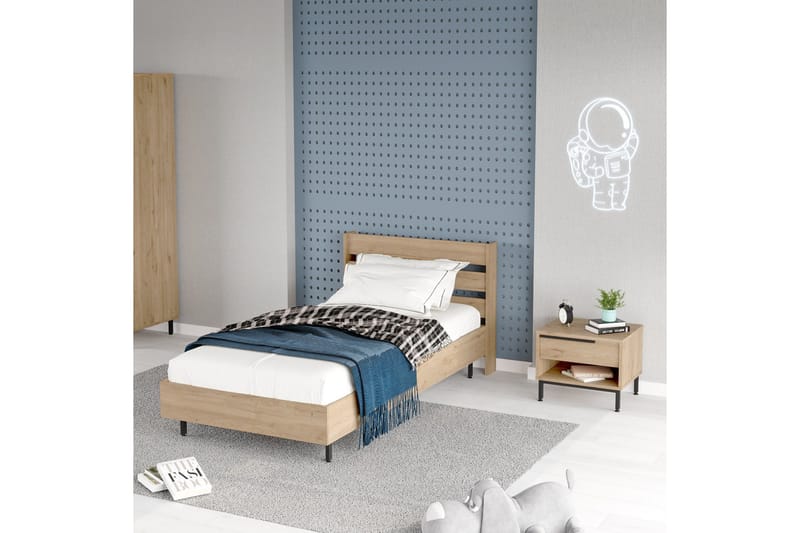 Erhan Yöpöytä 205,6 cm - Ruskea - Huonekalut - Pöytä & ruokailuryhmä - Apupöytä & sivupöytä - Yöpöytä