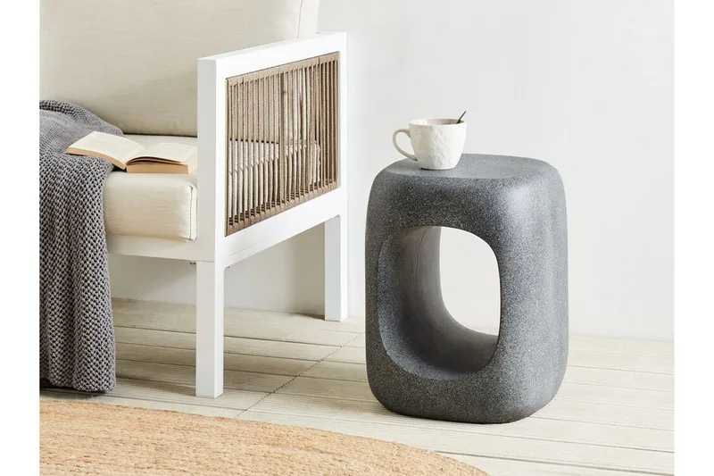 Gaston Sivupöytä 33 cm - Harmaa - Huonekalut - Pöytä & ruokailuryhmä - Apupöytä & sivupöytä - Tarjotinpöytä & pikkupöytä