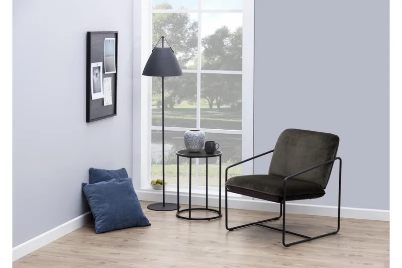 Hartsoe Sivupöytä 40x40 cm - Musta - Huonekalut - Pöytä & ruokailuryhmä - Apupöytä & sivupöytä - Tarjotinpöytä & pikkupöytä