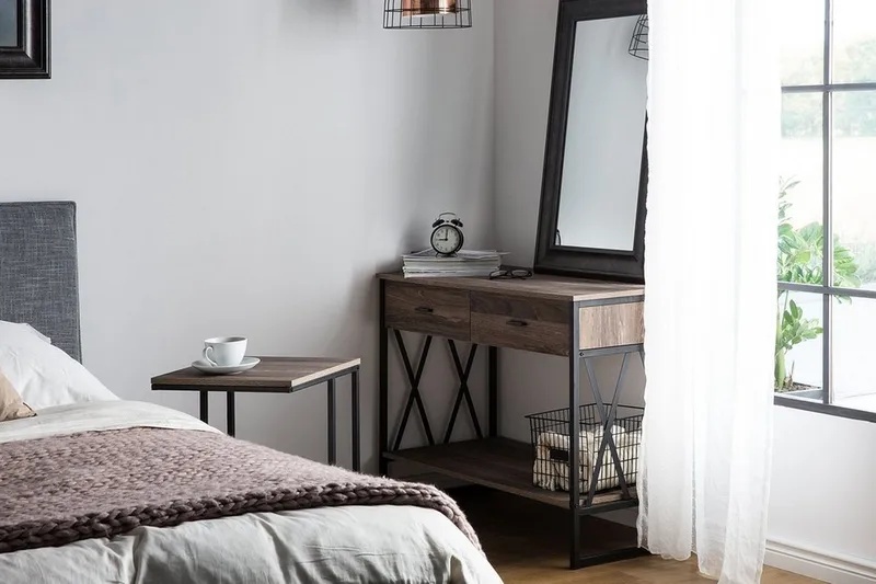 Apupöytä Ayden 106 cm - Puu/Luonnonväri - Huonekalut - Pöytä & ruokailuryhmä - Apupöytä & sivupöytä - Konsolipöytä