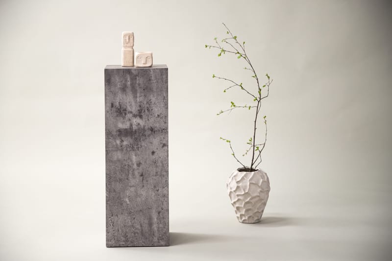 Sivupöytä Ramsvik 23 cm - Harmaa - Huonekalut - Pöytä & ruokailuryhmä - Apupöyt ä & sivupöytä - Jalustapöytä & pylväspöytä