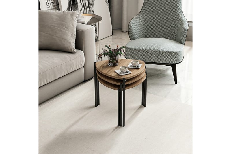 Lenny Sarjapöytä - Pähkinäpuu - Huonekalut - Pöytä & ruokailuryhmä - Apupöytä & sivupöytä - Sarjapöytä