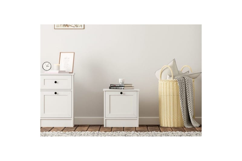 Ovril Yöpöytä 45 cm - Matta Valkoinen - Huonekalut - Pöytä & ruokailuryhmä - Apupöytä & sivupöytä - Yöpöytä