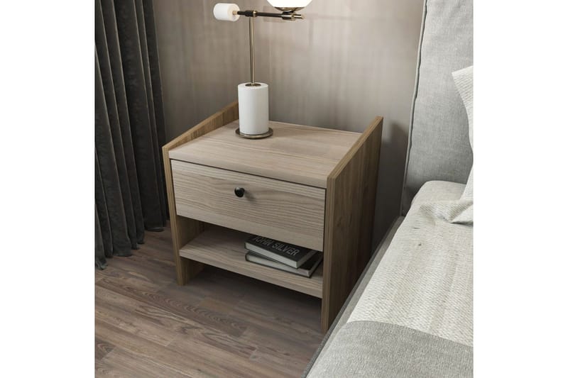 Retzow Yöpöytä - Pähkinä - Huonekalut - Pöytä & ruokailuryhmä - Apupöytä & sivupöytä - Yöpöytä