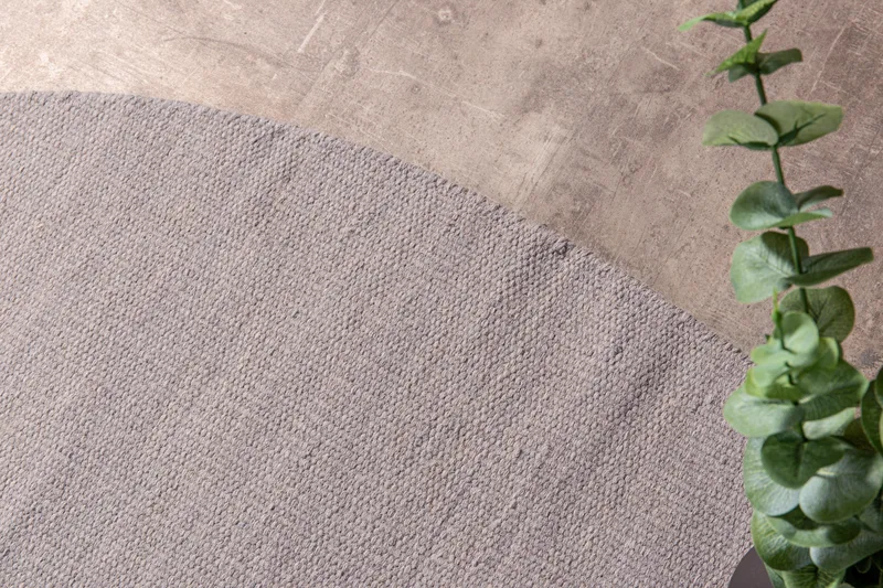 Rise Sivupöytä 110x30 cm - Musta - Huonekalut - Pöytä & ruokailuryhmä - Apupöytä & sivupöytä - Tarjotinpöytä & pikkupöytä