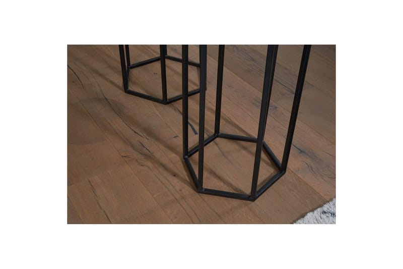 Sisaruspöytä Wohnling Sarja 3 täyspuista kukkapöytänä, teollinen tyyli - Huonekalut - Pöytä & ruokailuryhmä - Apupöytä & sivupöytä - Kukkapöytä