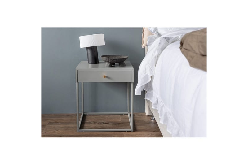 Sivupöytä Bakal Vaaleanharmaa - Vaaleanharmaa - Huonekalut - Pöytä & ruokailuryhmä - Apupöytä & sivupöytä - Tarjotinpöytä & pikkupöytä