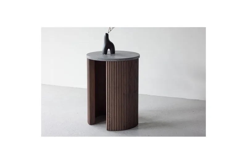 Sivupöytä Bristol - Ruskea - Huonekalut - Pöytä & ruokailuryhmä - Apupöytä & sivupöytä - Tarjotinpöytä & pikkupöytä