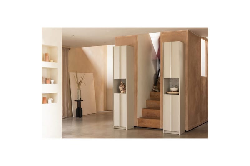 Sivupöytä Kioni - Huonekalut - Pöytä & ruokailuryhmä - Apupöytä & sivupöytä - Lamppupöytä