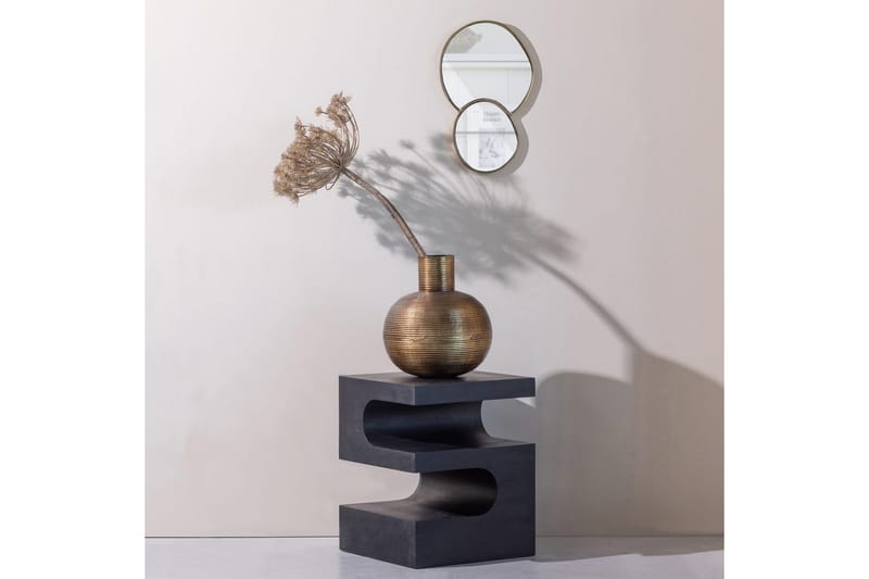 Sivupöytä Toma - Huonekalut - Pöytä & ruokailuryhmä - Apupöytä & sivupöytä - Lamppupöytä