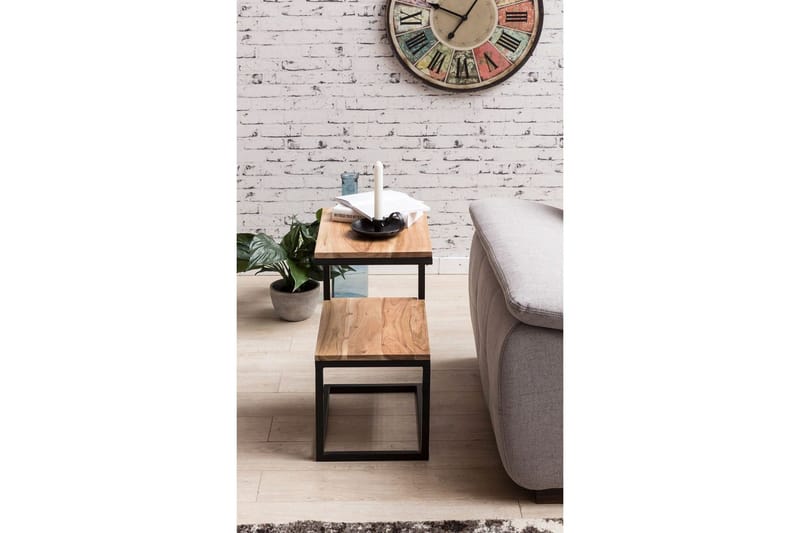 Sivupöytä Wohnling Täyttä puuta, S kuutio, metallikehys maalaistyyliä Akaasia - Akaasia - Huonekalut - Pöytä & ruokailuryhmä - Apupöytä & sivupöytä - Tarjotinpöytä & pikkupöytä