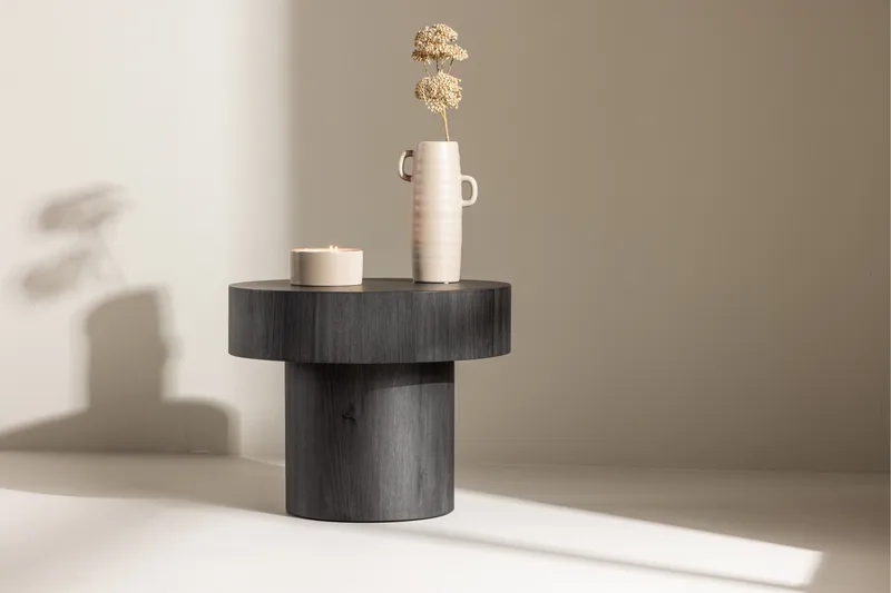 Malung Sivupöytä 50 cm - Musta - Huonekalut - Pöytä & ruokailuryhmä - Apupöytä & sivupöytä - Tarjotinpöytä & pikkupöytä