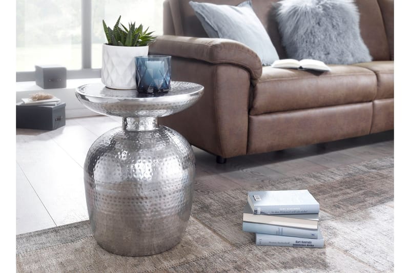 Sidobord & lampbord Wohnling Silver - Huonekalut - Pöytä & ruokailuryhmä - Apupöytä & sivupöytä - Tarjotinpöytä & pikkupöytä