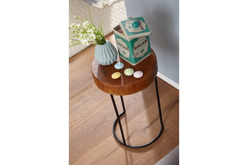 Sivupöytä Dippertown 28 cm - Puu/Luonnonväri - Huonekalut - Pöytä & ruokailuryhmä - Apupöytä & sivupöytä - Tarjotinpöytä & pikkupöytä