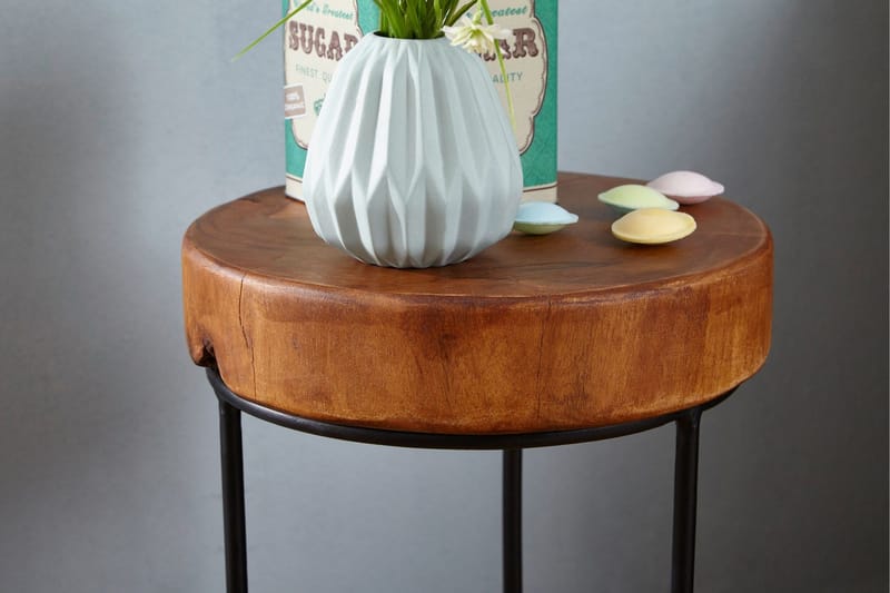 Sivupöytä Dippertown 28 cm - Puu/Luonnonväri - Huonekalut - Pöytä & ruokailuryhmä - Apupöytä & sivupöytä - Tarjotinpöytä & pikkupöytä