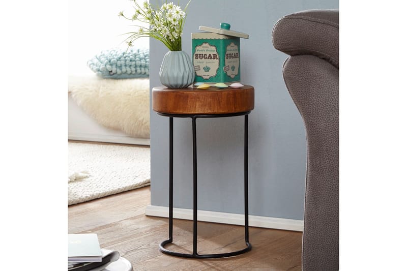 Sivupöytä Dippertown 28 cm - Puu/Luonnonväri - Huonekalut - Pöytä & ruokailuryhmä - Apupöytä & sivupöytä - Tarjotinpöytä & pikkupöytä