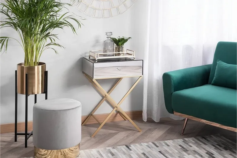 Sivupöytä Vivy 50 cm - Hopea - Huonekalut - Pöytä & ruokailuryhmä - Apupöytä & sivupöytä - Tarjotinpöytä & pikkupöytä