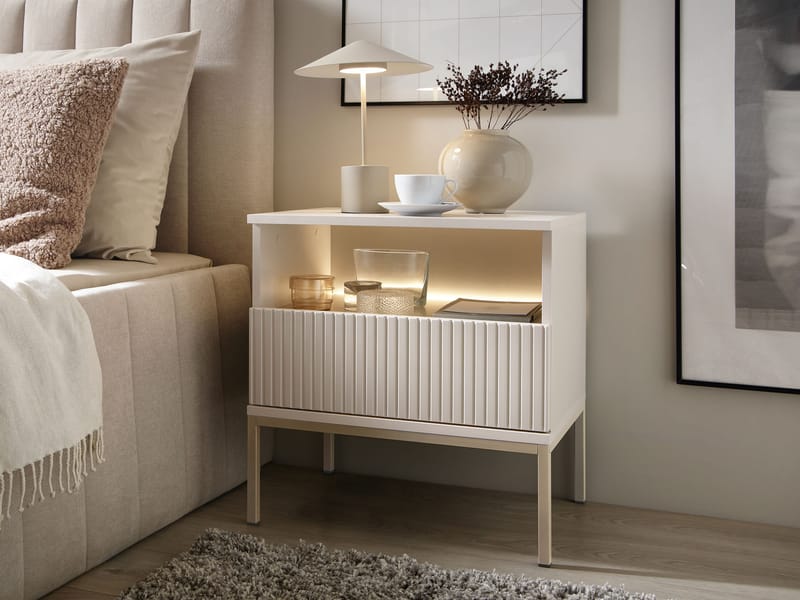 Tenorio Yöpöytä 54 cm - Beige - Huonekalut - Pöytä & ruokailuryhmä - Apupöytä & sivupöytä - Yöpöytä