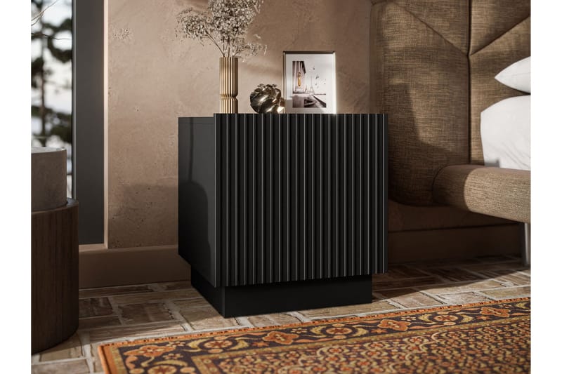 Torvalen Yöpöytä 45 cm - Musta - Huonekalut - Pöytä & ruokailuryhmä - Apupöytä & sivupöytä - Yöpöytä