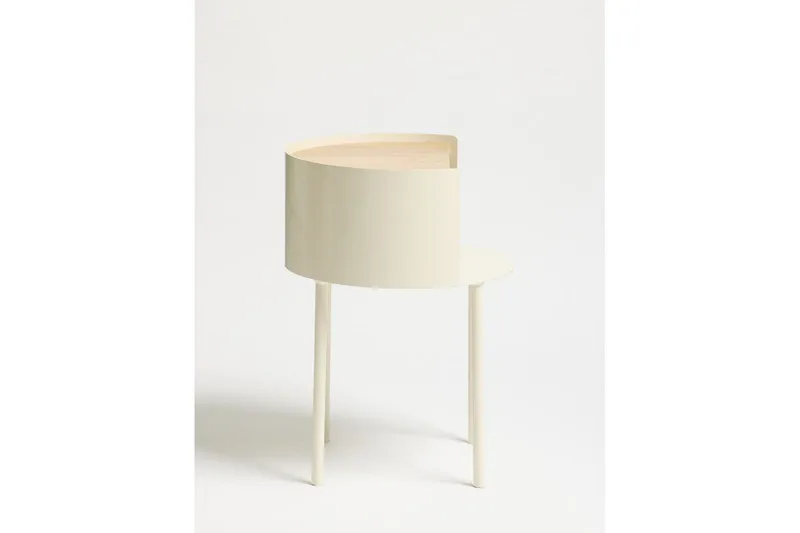 Veyric Sivupöytä 40 cm - Kerma - Huonekalut - Pöytä & ruokailuryhmä - Apupöytä & sivupöytä - Tarjotinpöytä & pikkupöytä