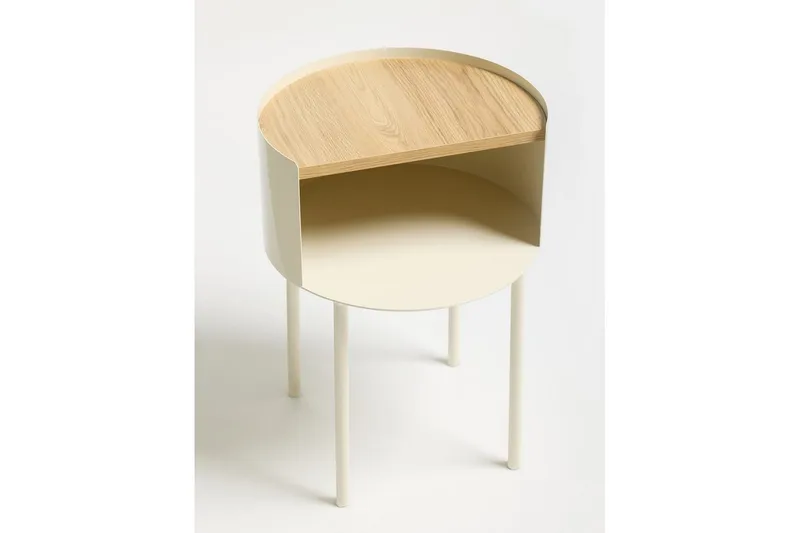 Veyric Sivupöytä 40 cm - Kerma - Huonekalut - Pöytä & ruokailuryhmä - Apupöytä & sivupöytä - Tarjotinpöytä & pikkupöytä