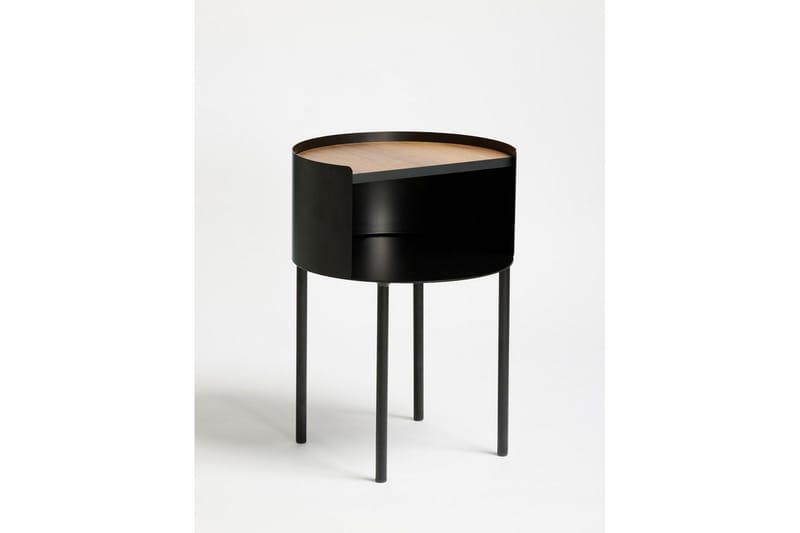 Veyric Sivupöytä 40 cm - Musta - Huonekalut - Pöytä & ruokailuryhmä - Apupöytä & sivupöytä - Tarjotinpöytä & pikkupöytä