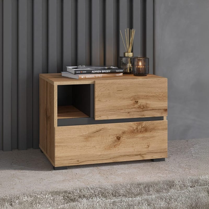 Yöpöytä Cross S 2 laatikolla - Wotan Tammik - Huonekalut - Pöytä & ruokailuryhmä - Apupöytä & sivupöytä - Yöpöytä