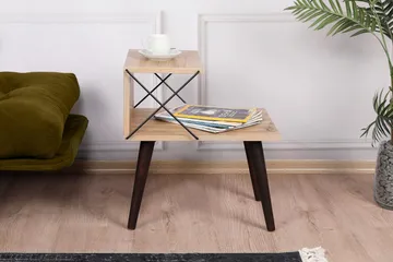 Kaysie Retro yöpöytä 50 cm puu- ja tammijäljitelmällä, säilytystilaa hyllyillä - Luonnonvärinen - Huonekalut - Pöytä & ruokailuryhmä - Apupöytä & sivupöytä - Yöpöytä