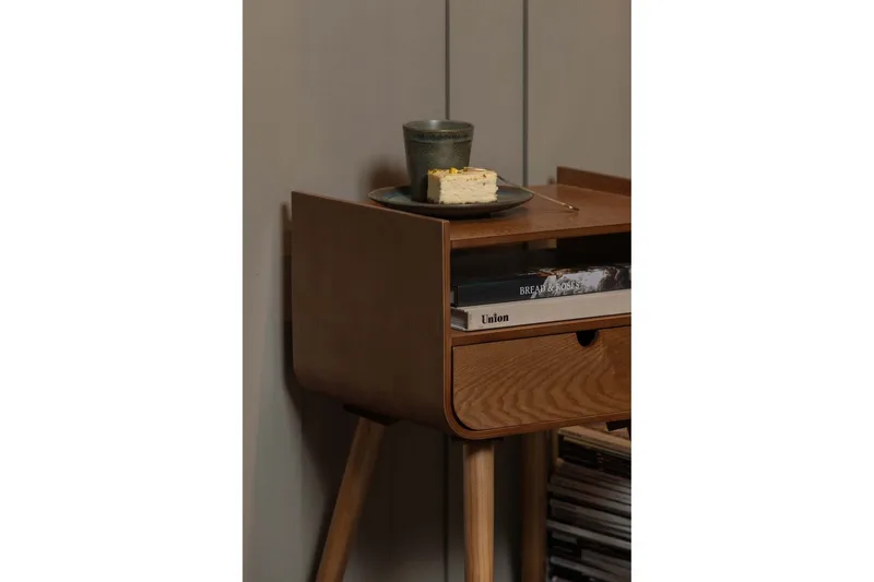 Yöpöytä Nils - Huonekalut - Pöytä & ruokailuryhmä - Apupöytä & sivupöytä - Yöpöytä