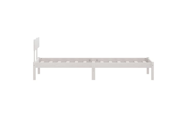Sängynrunko valkoinen täysi mänty 90x190 cm UK Single - Valkoinen - Yöpöytä