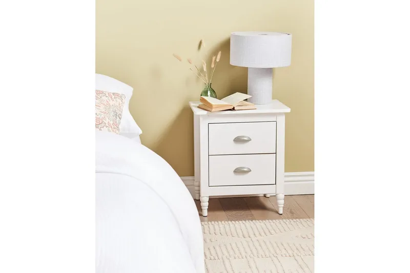 Yöpöytä Shillington Valkoinen, hopea - Valkoinen, hopea - Huonekalut - Pöytä & ruokailuryhmä - Apupöytä & sivupöytä - Yöpöytä