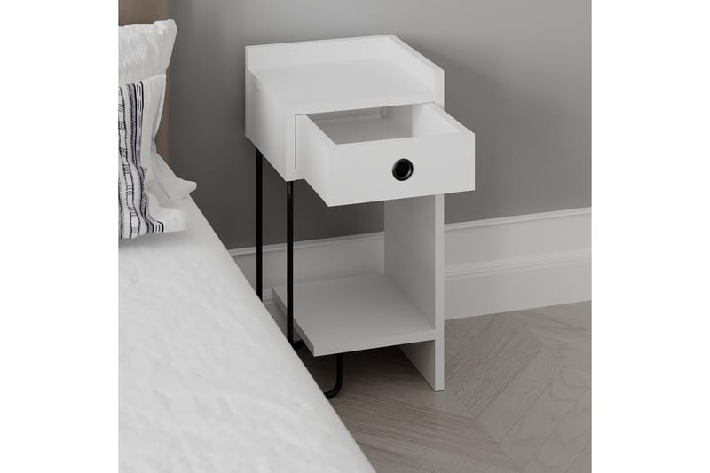 Sirius Sängynsivupöytä 32x30 cm Valkoinen - Hanah Home - Huonekalut - Pöytä & ruokailuryhmä - Apupöytä & sivupöytä - Yöpöytä