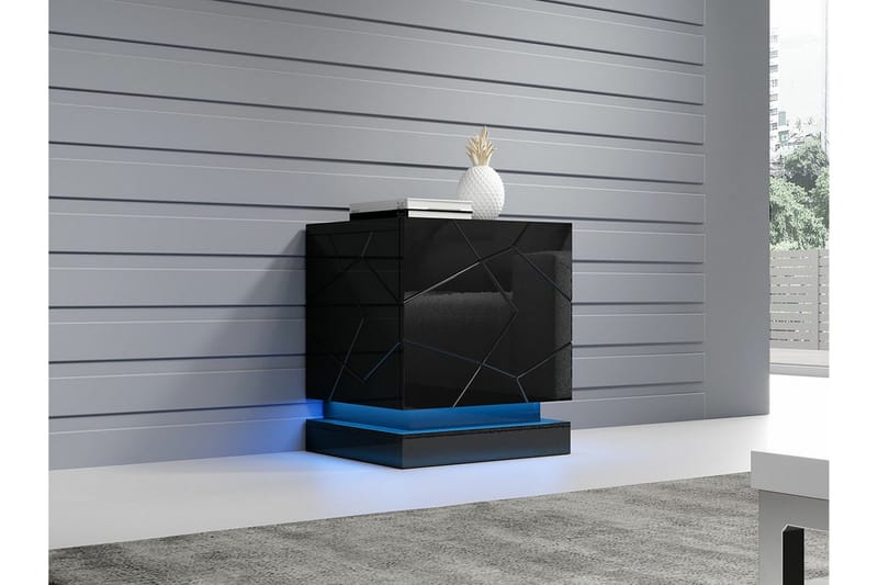 Strontian Sängbord 46 cm Scandinavian Choice Black - Huonekalut - Pöytä & ruokailuryhmä - Apupöytä & sivupöytä - Yöpöytä