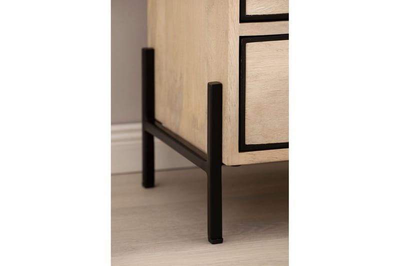 Yöpöytä Wohnling Kiinteä mangopuu, kaksi laatikkoa, säilytyslokero - Huonekalut - Pöytä & ruokailuryhmä - Apupöytä & sivupöytä - Yöpöytä